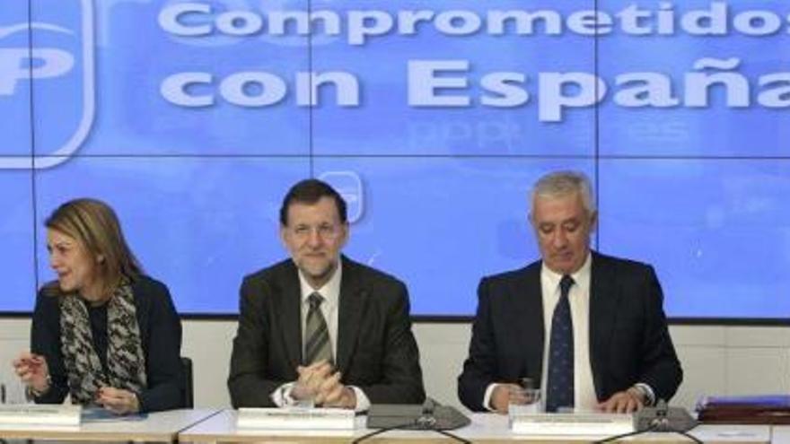 Los barones del PP quieren &quot;reordenar&quot; competencias autonómicas sin devolverlas