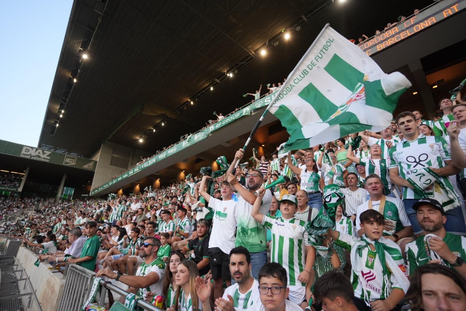 Córdoba CF-Barcelona Atlétic | La afición cordobesista, en imágenes