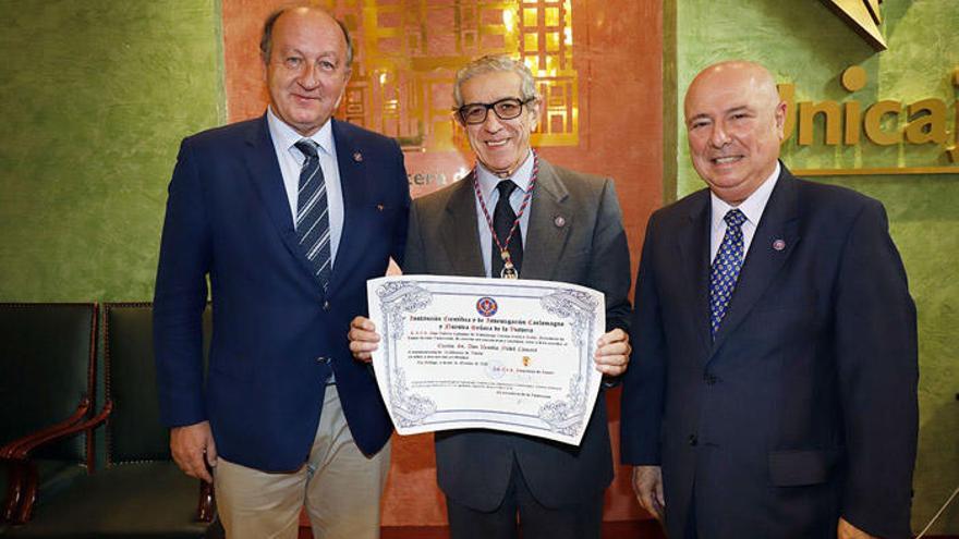 Braulio Medel ha sido nombrado Académico de Honor de la Institución Carlomagno.