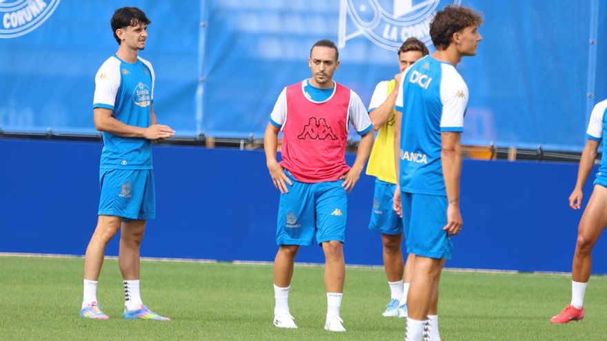 Primer entrenamiento de Luismi Cruz en Abegondo