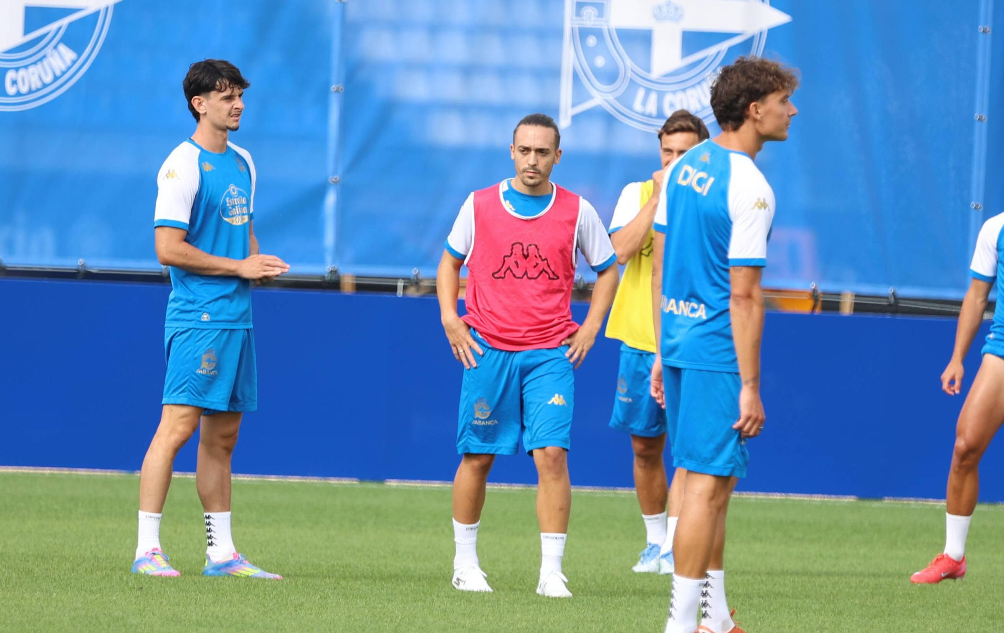 Primer entrenamiento de Luismi Cruz en Abegondo