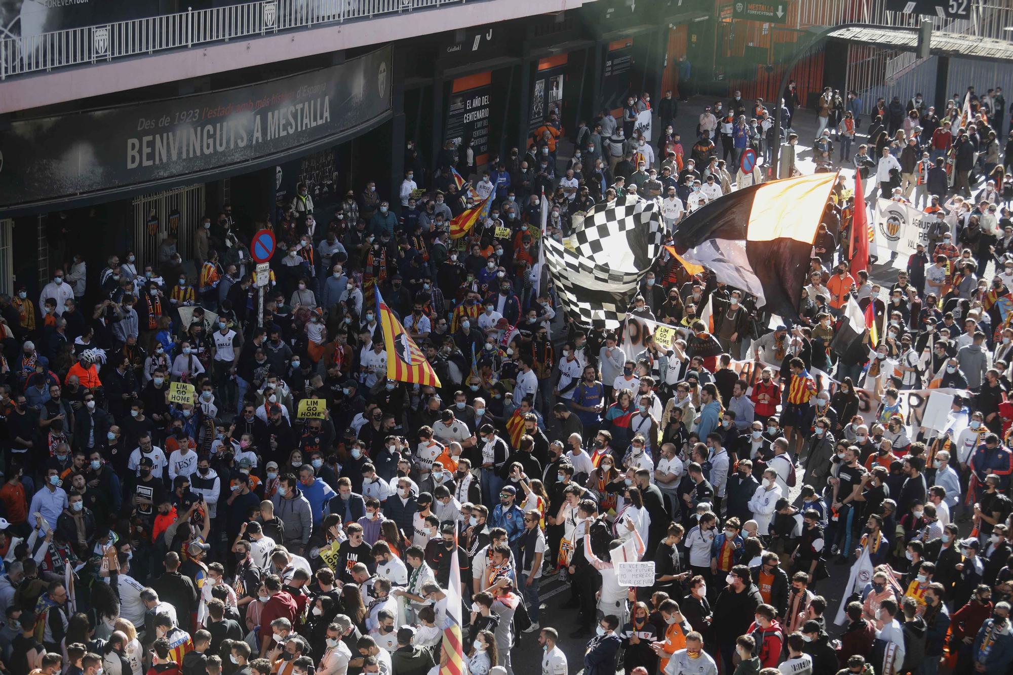 La manifestación valencianista contra Peter Lim (segunda parte)