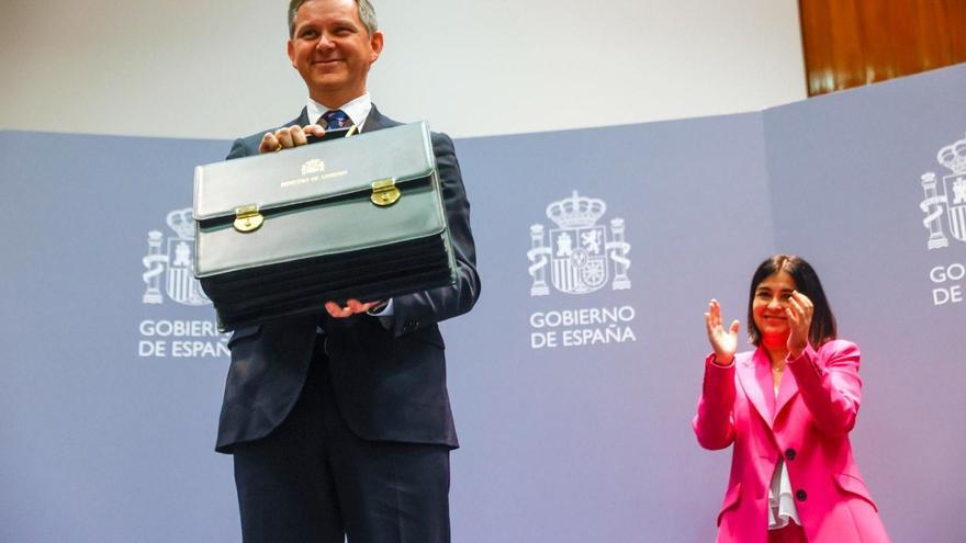 José Miñones toma posesión de su cargo reivindicando &quot;que no existe el gasto, sino la inversión en Sanidad”