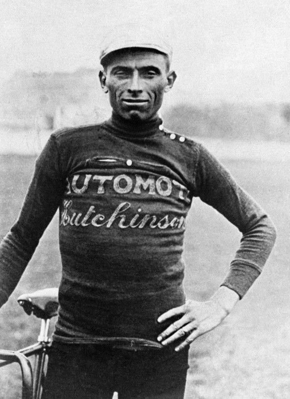 Ottavio Borrechia antes de subirse a la bici