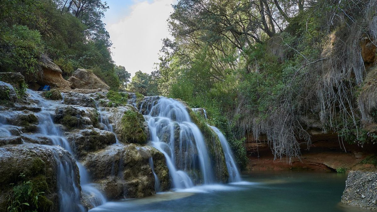 5 rutas de senderismo para descubrir la Sierra de Mariola, el secreto mejor guardado de la provincia de Alicante