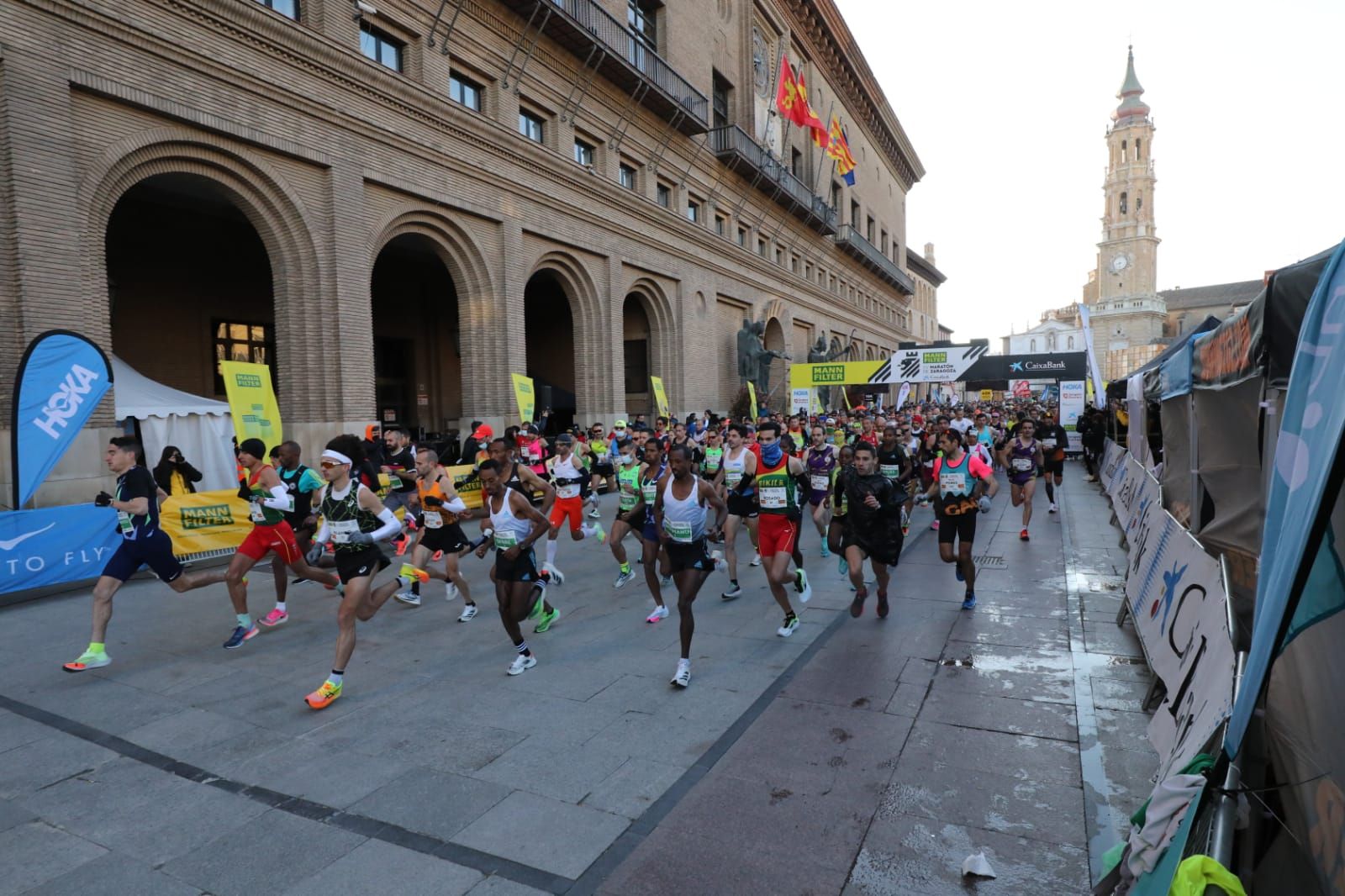 Fotos del maratón de Zaragoza 2022: Búscate en nuestras imágenes