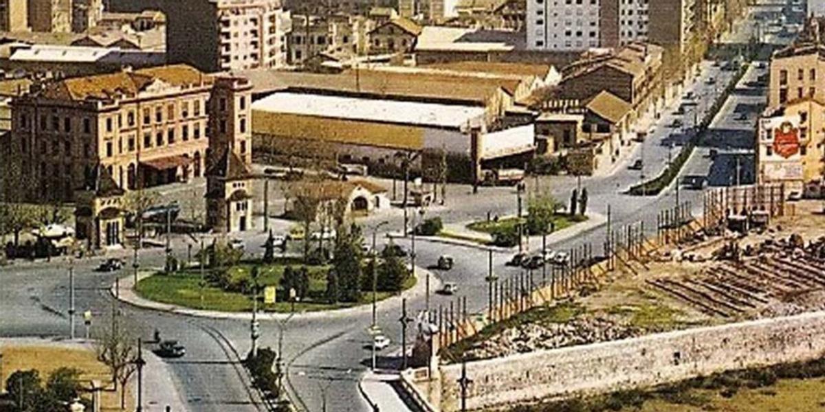 Imagen retrospectiva, de las torres junto a la Estación Central de Aragón
