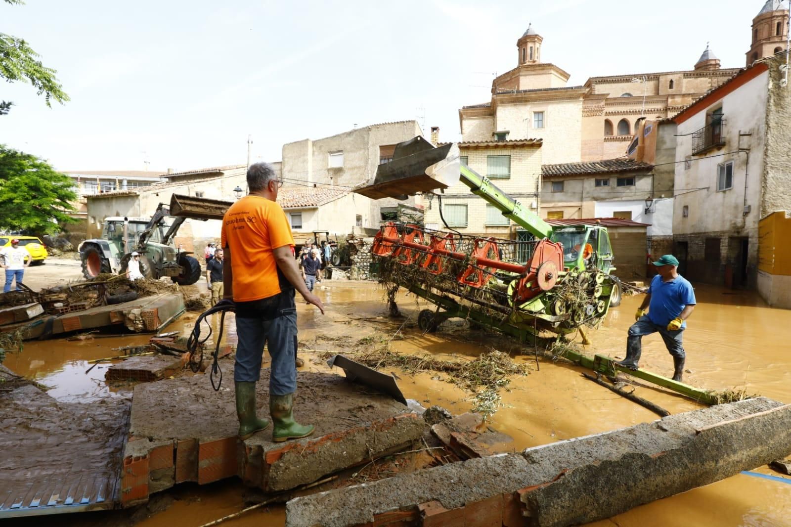 En imágenes | Así ha quedado Azuara tras la fuerte tormenta que causó destrozos este viernes
