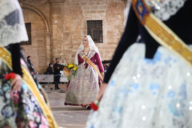 Búscate en el primer día de la Ofrenda en la calle de San Vicente entre las 19 y las 20 horas