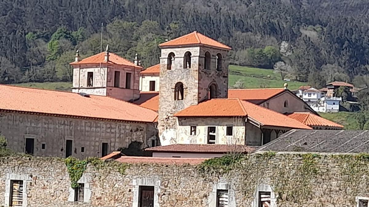 El monasterio de San Salvador de Cornellana, ejemplo del poderío terrateniente. | Eduardo García
