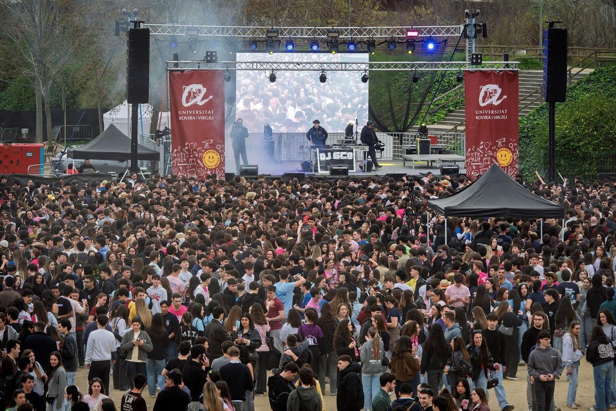 La Fiesta Mayor 2026 de la URV registró unos 8.000 participantes, más que en las tres anteriores ediciones.