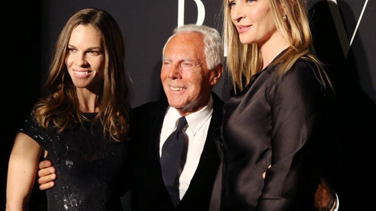 Uma Thurman y Hilary Swank fieles a Armani en París