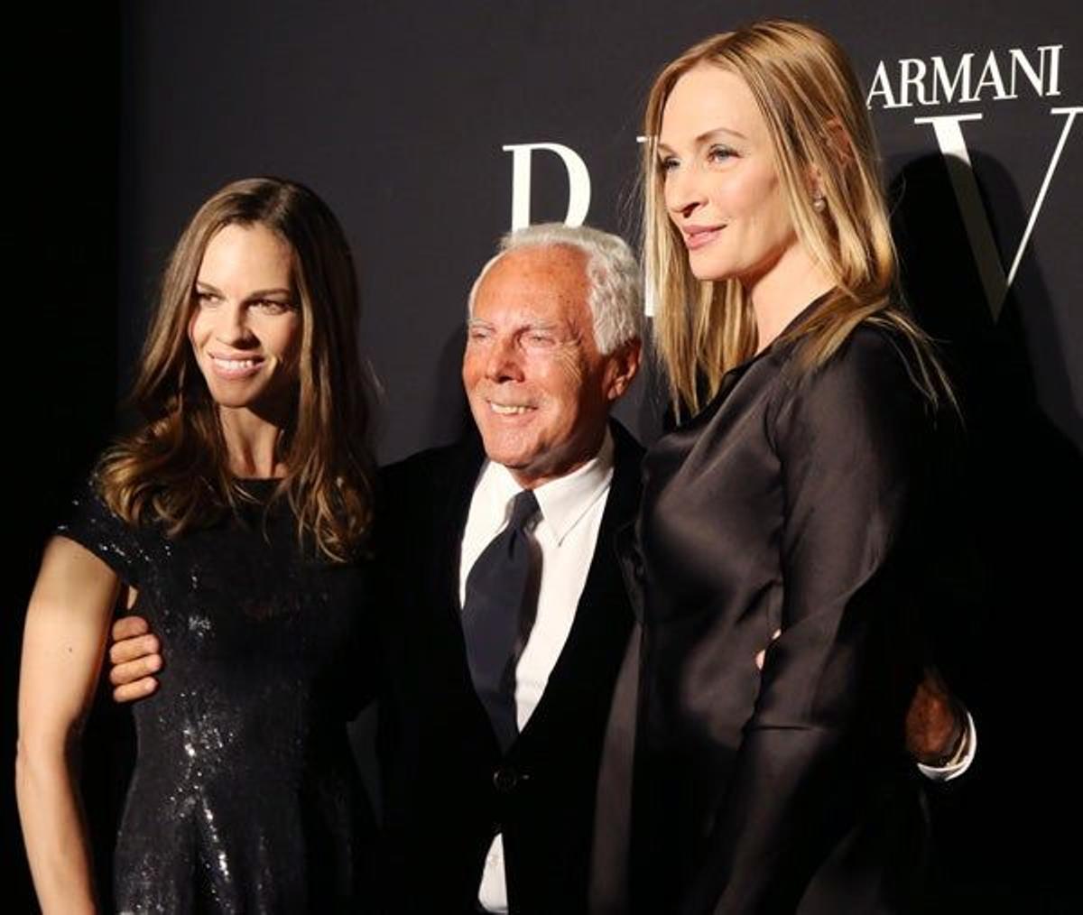 Uma Thurman y Hilary Swank fieles a Armani en París