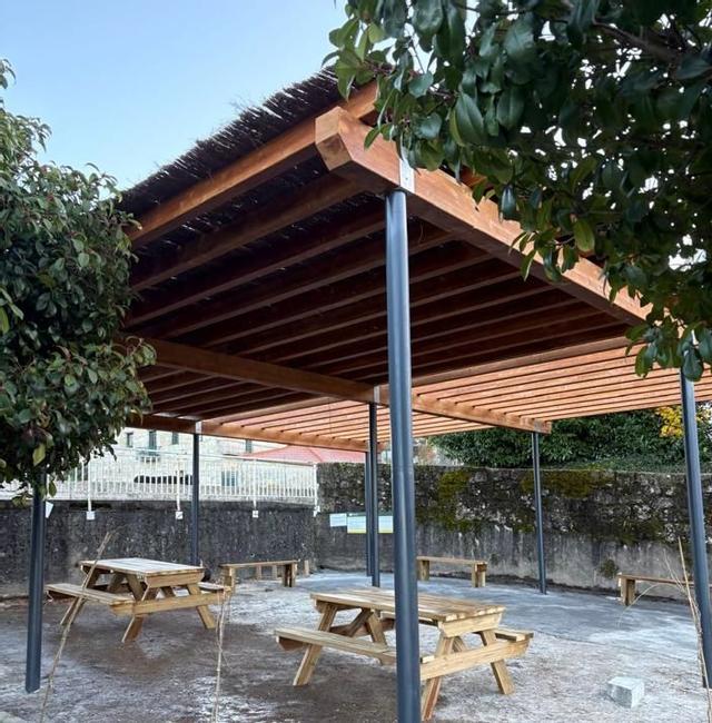 Modelo de pérgola que se adaptará para instalar en la calle Rúa As Barxas.
