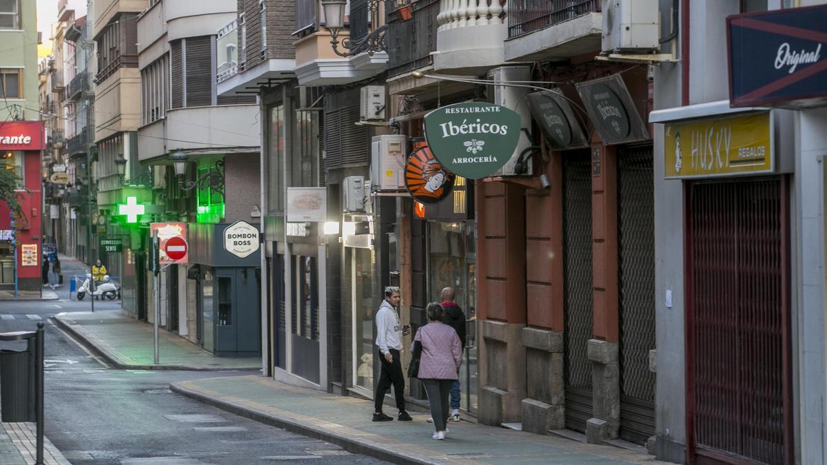 Bares, cafeterías y restaurantes cerrados