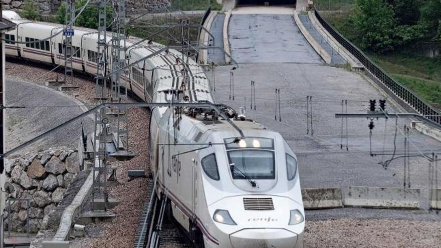 Imagen reciente de las obras de la variante ferroviaria de Pajares.