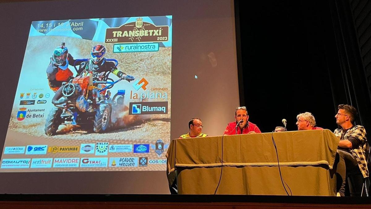 La Tranbetxí, una prueba única en el mundo, ya calienta los motores de sus motocultores.