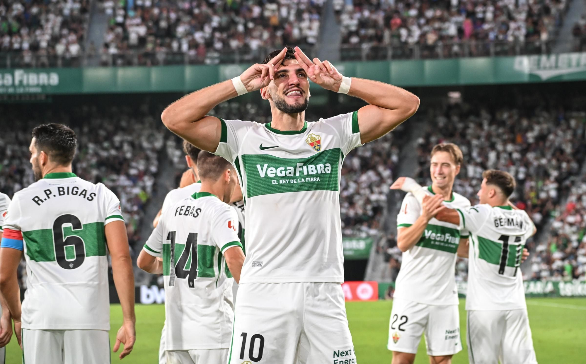 Las mejores imágenes del la victoria del Elche CF frente al Levante (2-0)