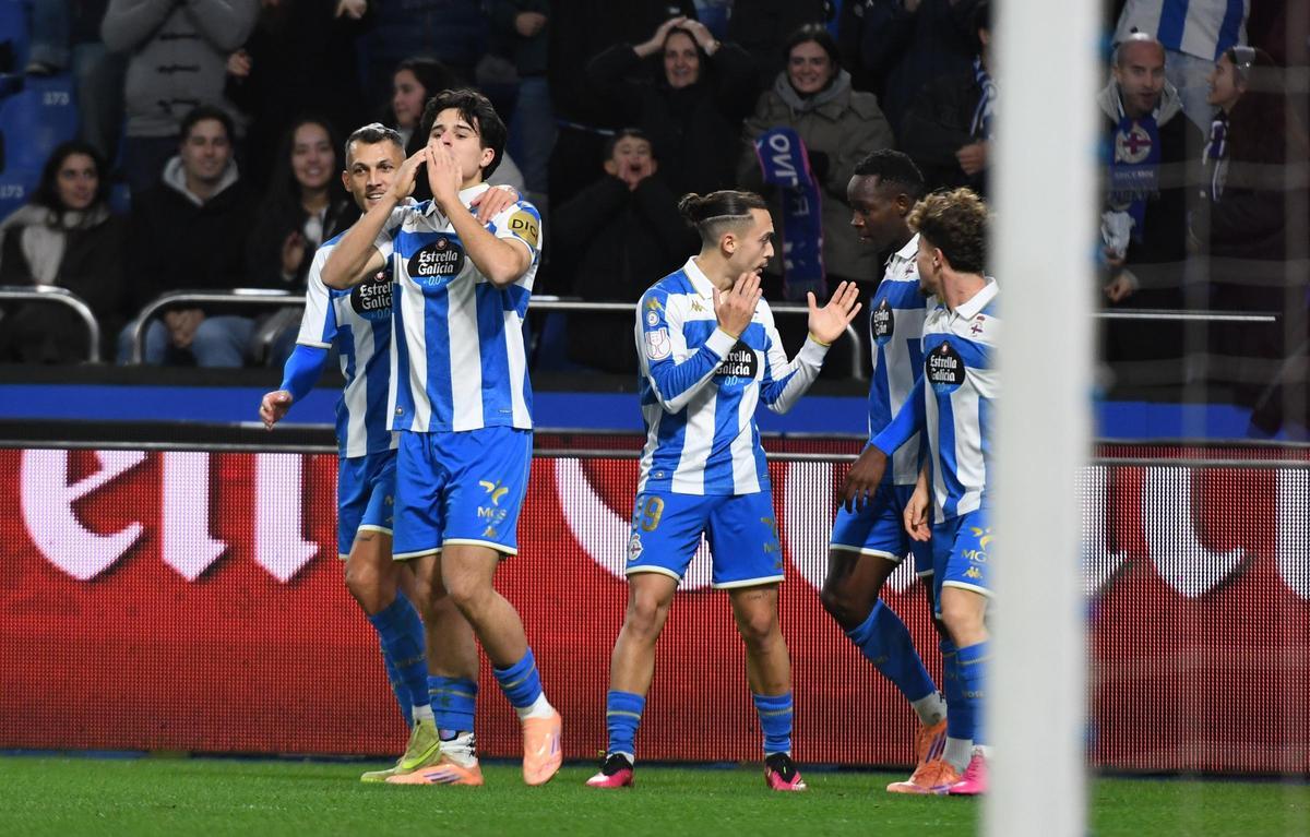 Noé Carrillo celebra su gol contra el Mallorca en la Copa del Rey.