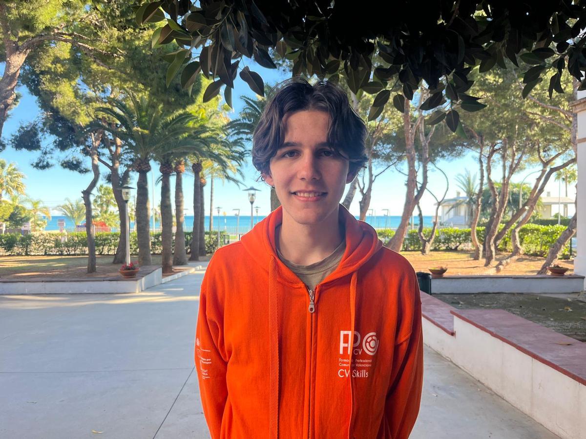 Nicolás Soriano, de Ebanistería.