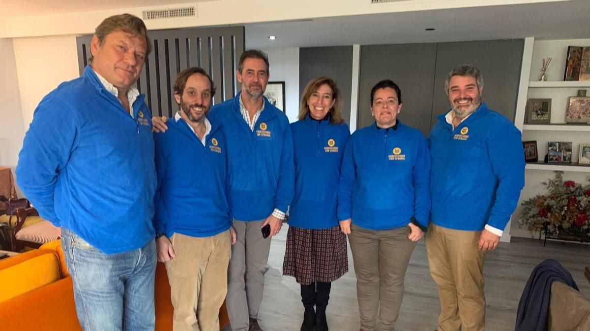 Javier González de Aguilar, José María Serrano, Rafael Alcántara, Soledad Serrano, Lucía Fernández y Manuel Osorio, voluntarios del proyecto.