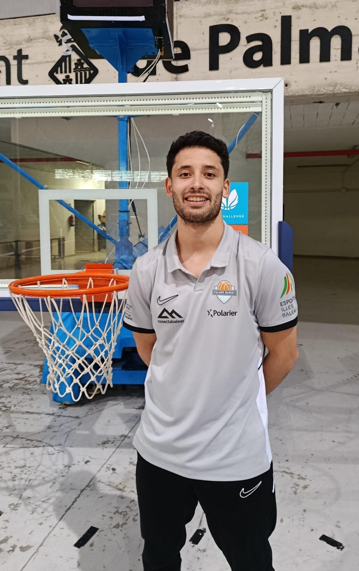 Juan Ignacio Díez posa para este diario en el Palau de Son Moix.