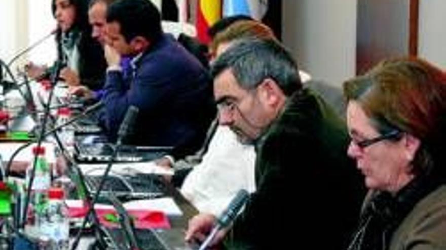 El presupuesto municipal se reduce un 9% en 2011