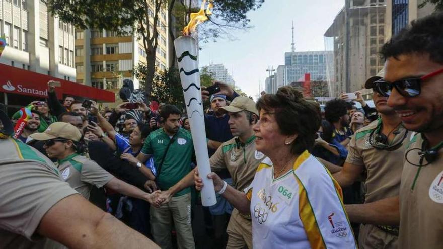 La antorcha llega a São Paulo a doce días para los Juegos