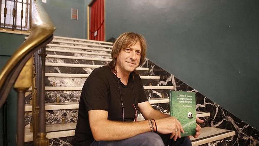 Cantarero presenta su libro sobre fútbol y psicología