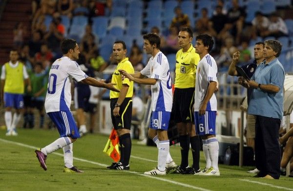 El Real Zaragoza logra el trofeo 'Carlos Lapetra' en la tanda de penaltis