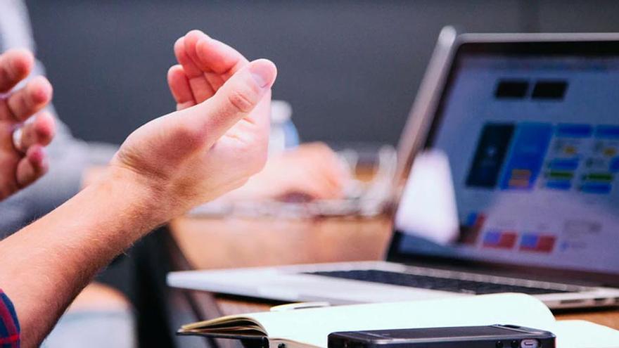 Los programas de posgrado de la Universidad CEU Cardenal Herrera incluyen el contacto con el mundo profesional.