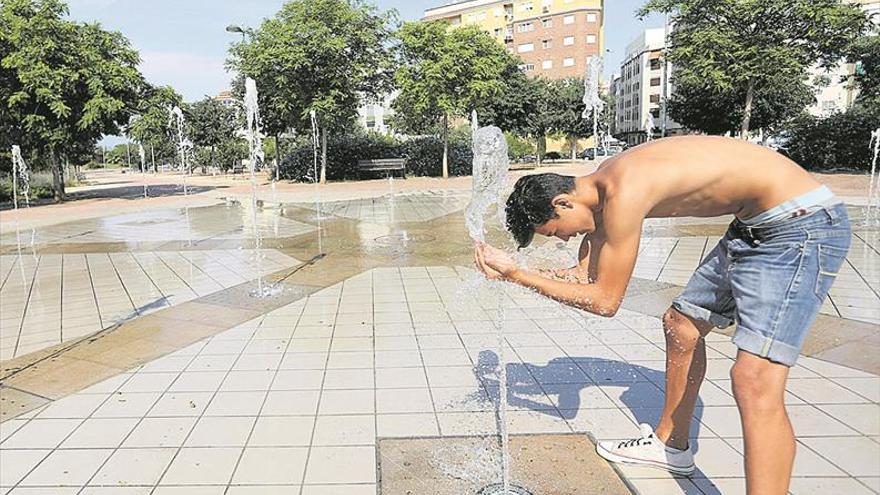 Castellón alcanza los 34º en el día más caluroso de lo que va de año