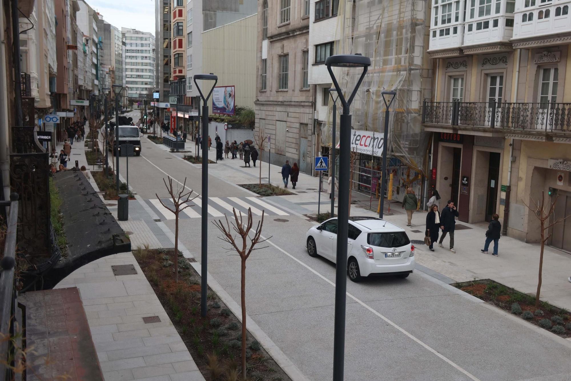 La calle San Andrés reabre al tráfico