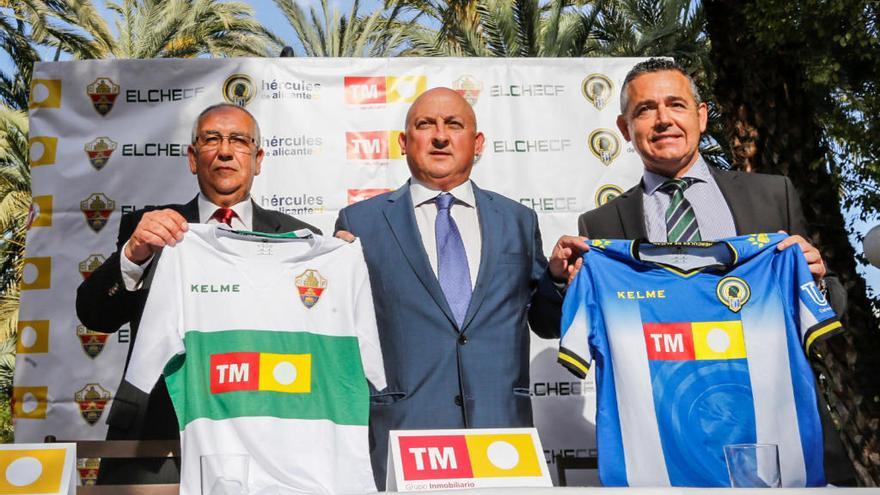 Quique Hernández, presidente del Hércules, en la presentación del derbi que se jugó en el Martínez Valero