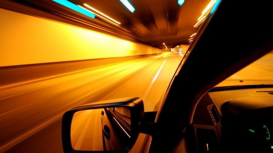 Qué es el efecto túnel y cómo nos afecta en la conducción