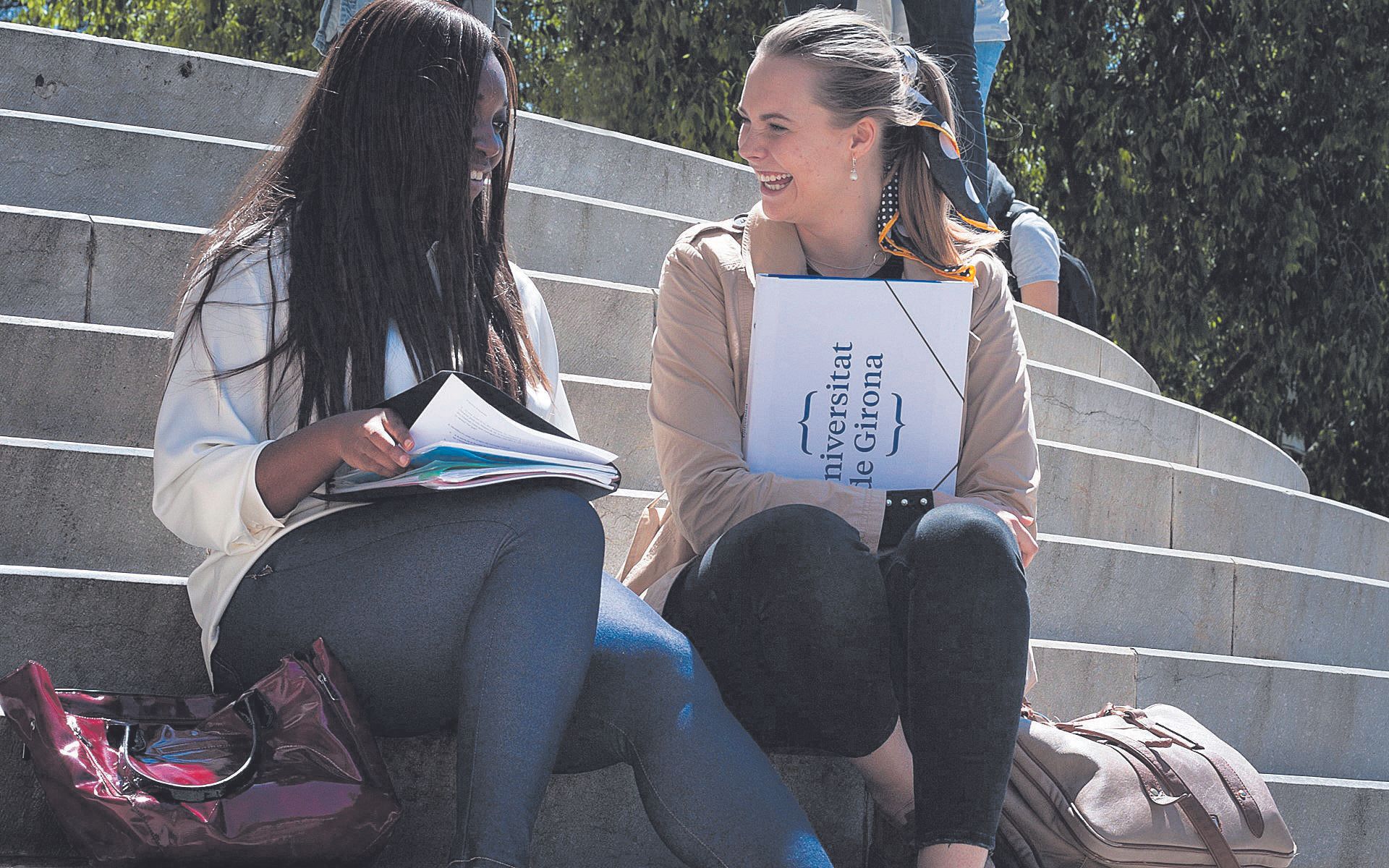 Chicas en la universidad