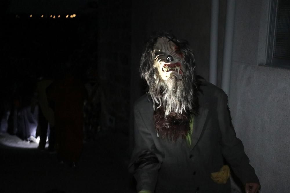 Laberintos de terror, zombis, momias y demonios se adueñaron de un pueblo calmo que se convirtió durante dos largas noches en un escenario sobrecogedor de película.