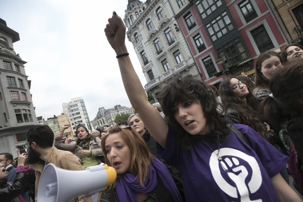 Concentración contra la sentencia a La Manada en Oviedo