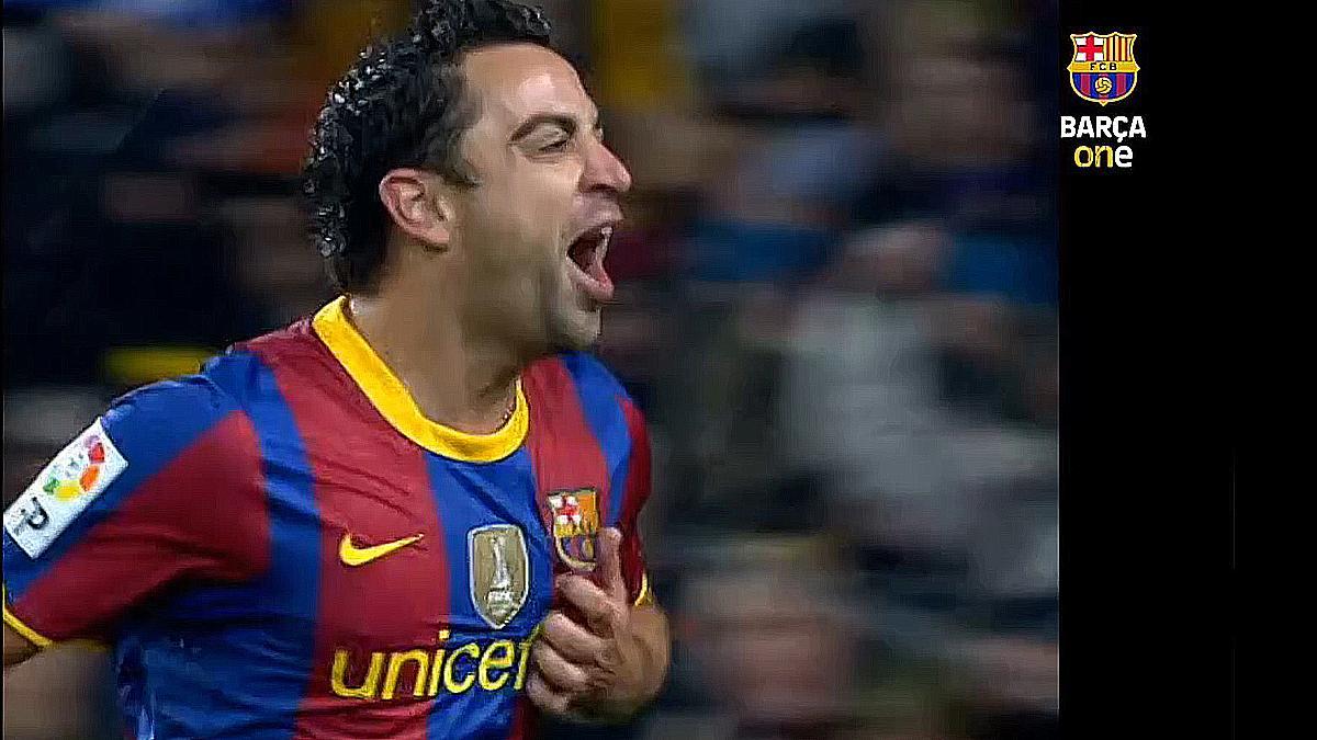 Xavi protagoniza el primer capítulo de la serie ‘El Álbum’ en Barça One