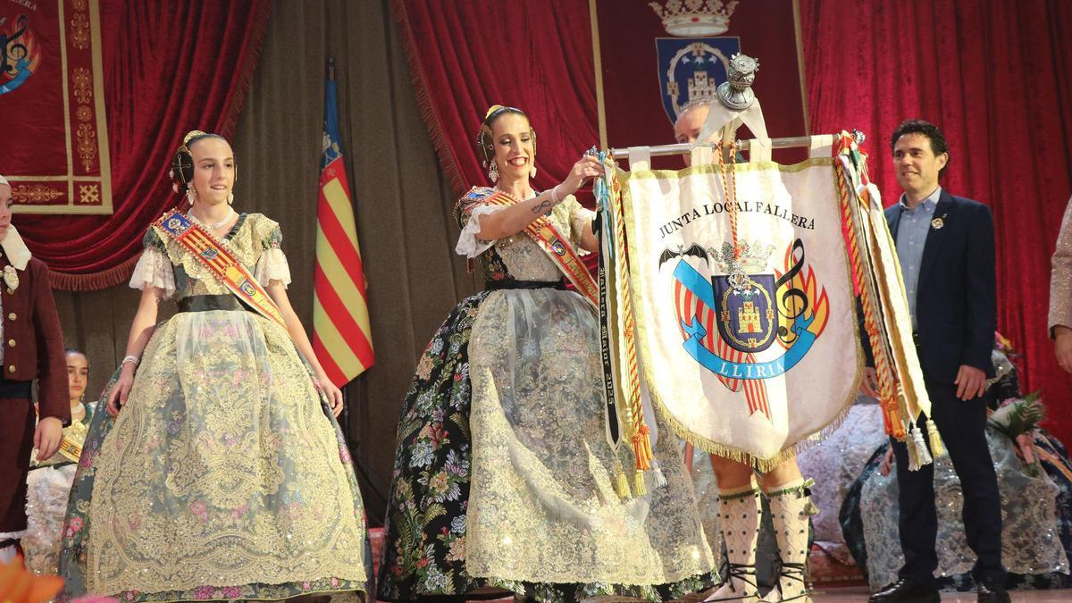 Presentación de las falleras mayores de Llíria