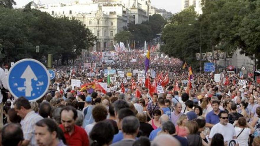 Masivas protestas contra los recortes del Gobierno