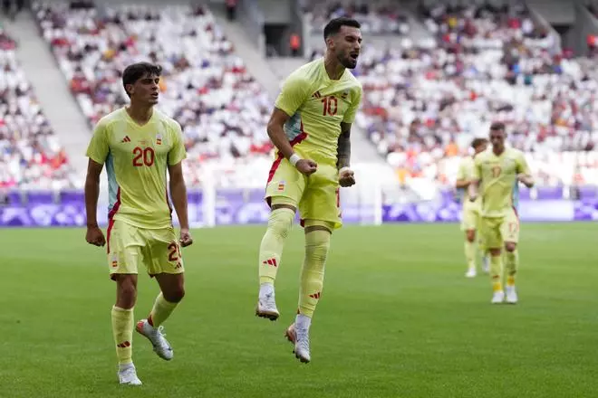Fútbol en los Juegos Olímpicos: República Dominicana - España, en imágenes