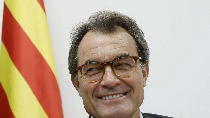 Artur Mas, el pasado día 2, en una reunión del PDeCAT. // Efe