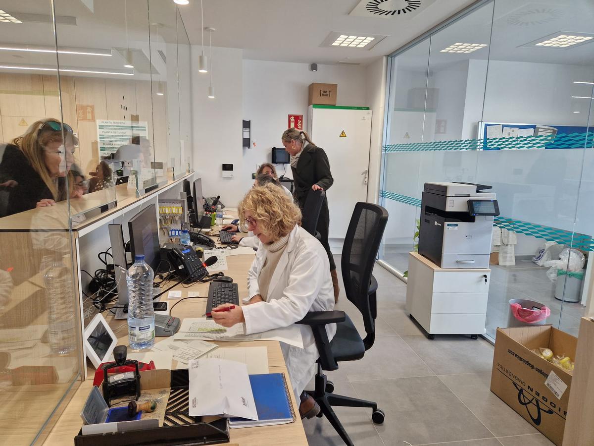 Primer día de atención en el centro de salud Perpetuo Socorro de Huesca.