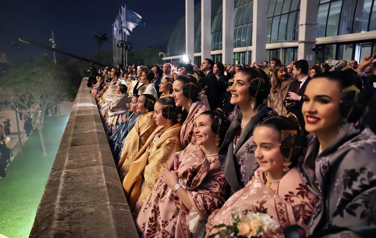 La corte y el público, en el castillo