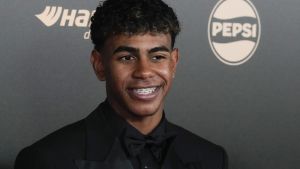Lamine Yamal a su llegada a la gala del Balón de Oro.