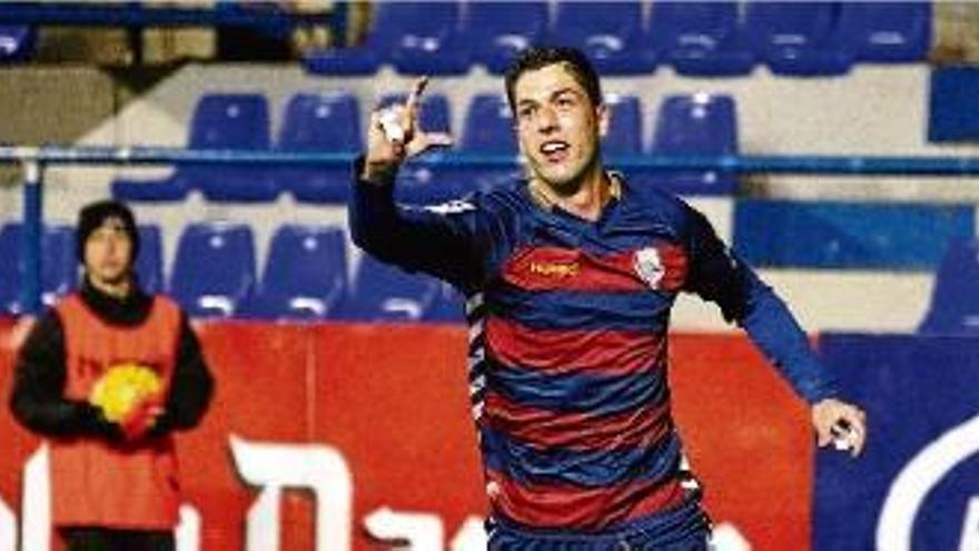 Juanjo Expósito és un dels màxim golejadors del Llagostera a la Lliga aquesta temporada amb 3 gols.