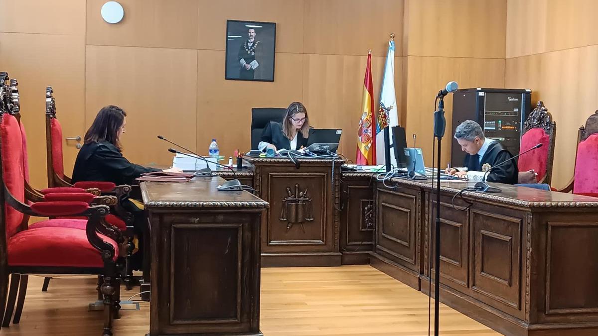 Audiencia preliminar ante la magistrada de la Sección Penal 1 de Ourense, con la intervención de la abogada defensora y del fiscal.