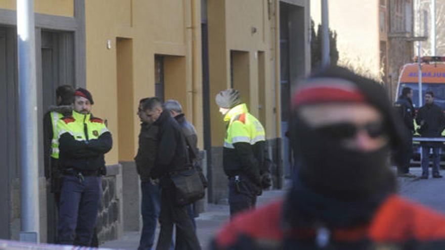 Un hombre mata a tiros a cuatro personas en Girona