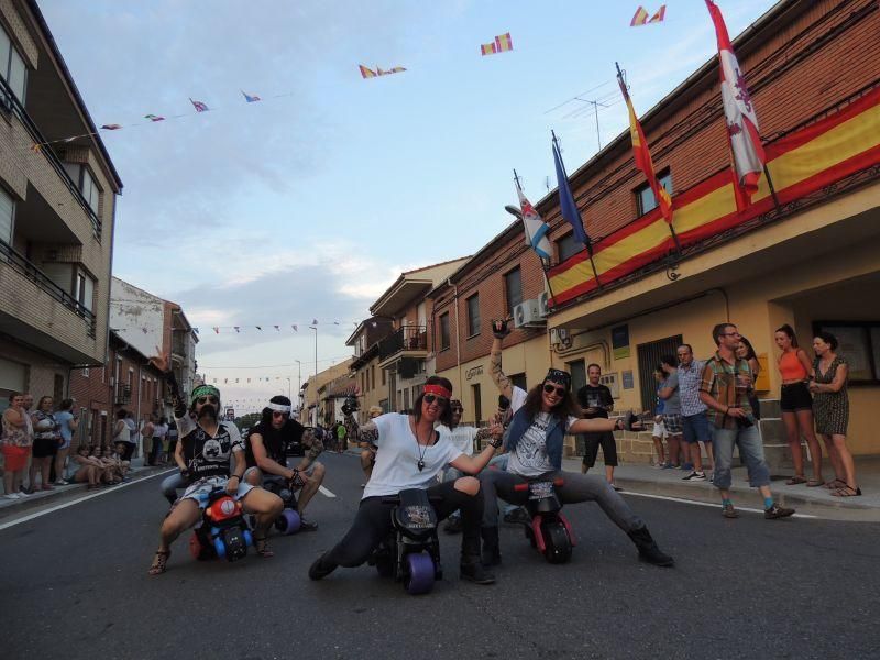 Fiestas en Zamora: Desfile en Camarzana de Tera